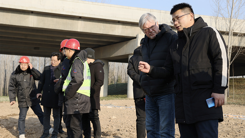 1I4SRAY8DvKBJcLBHWvYnoQoMn7f0fbd6ubH8qWq