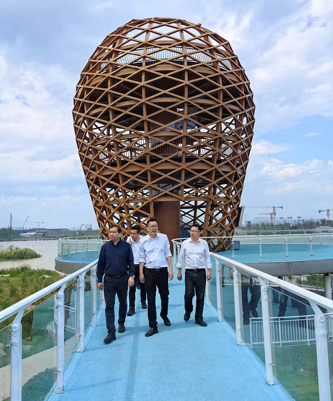 KFBElx9CwXFty7dVnppkvOJ68rFqByvS6VXcaEP8